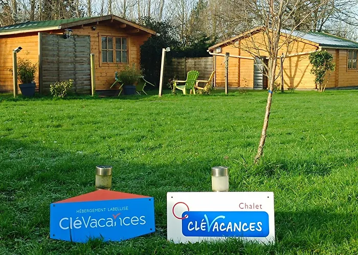 Gite Les Chalets Du Fliers Verton Meubles De Tourisme Classes 2 Etoiles